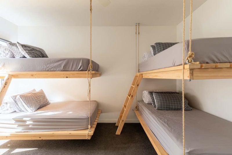 Bespoke hanging bed