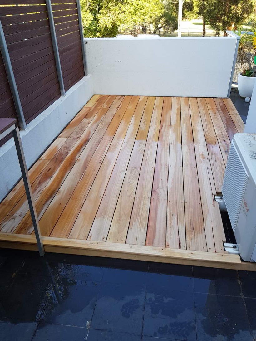 Blackbutt deck